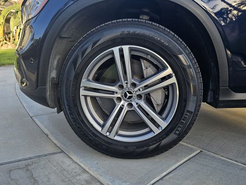 Used 2021 Mercedes-Benz GLC 300 300 Sport Utility 4D image 10