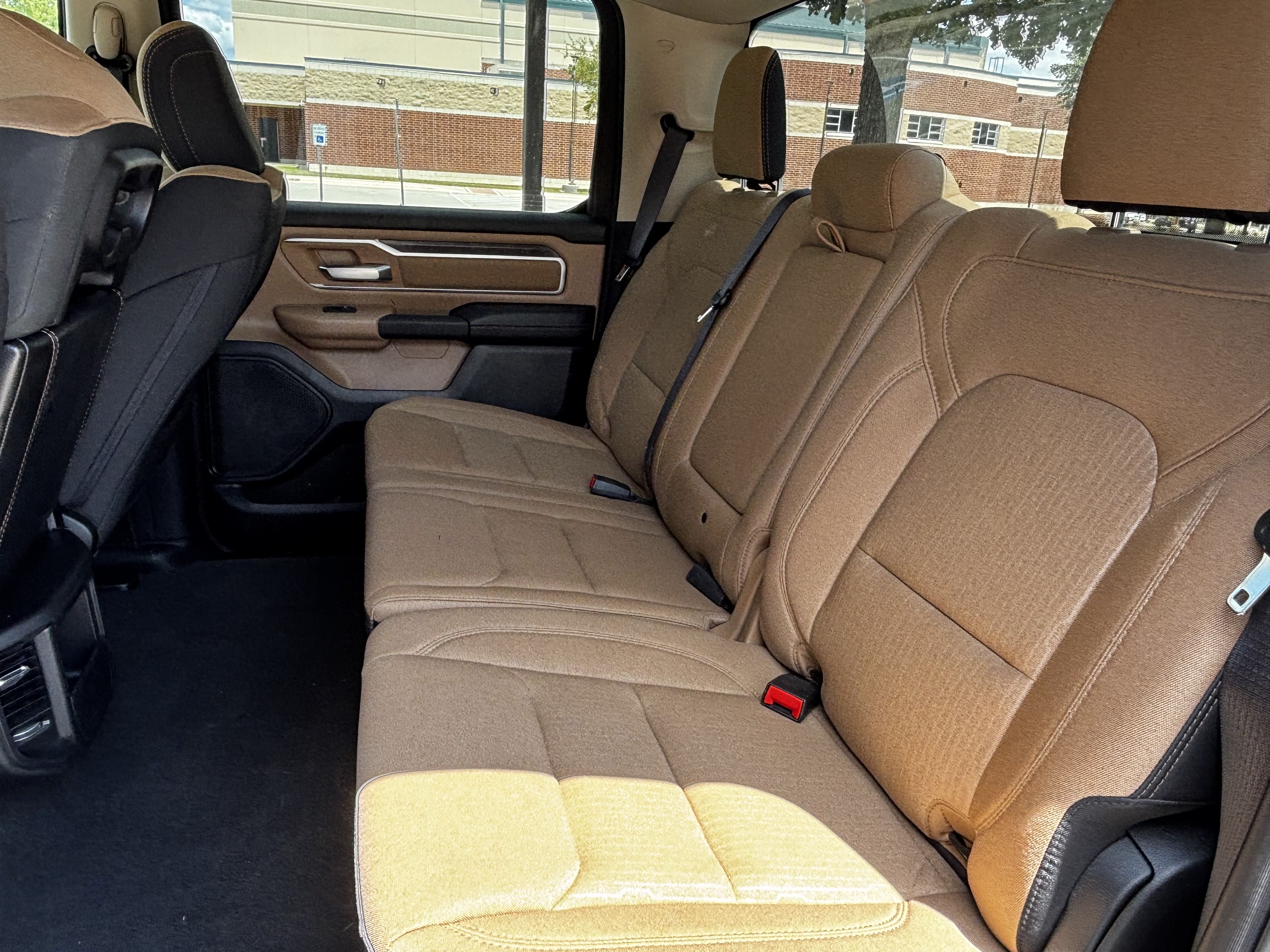 Used 2021 RAM 1500 Big Horn w/ Level 1 Safety Group AWD/4WD image 12