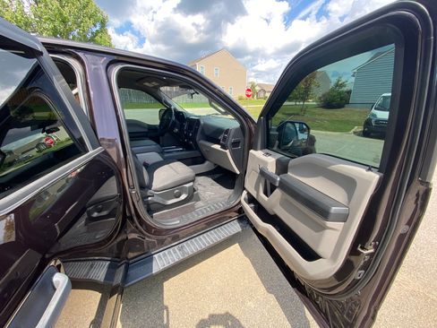 Used 2019 Ford F150 XL w/ Equipment Group 101A Mid RWD image 12