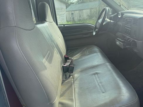 Used 1999 Ford F450 2WD Regular Cab Super Duty image 6