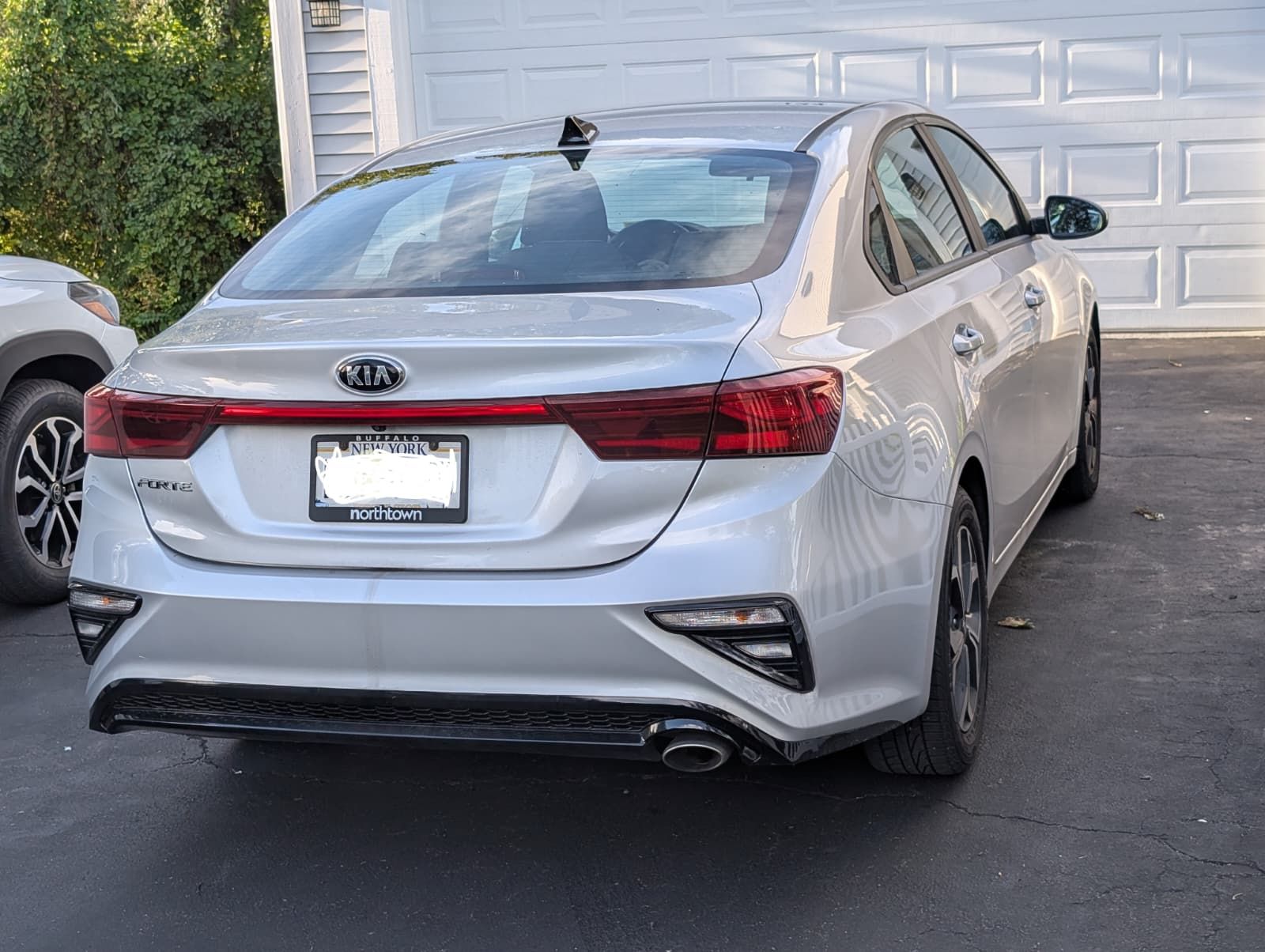 Used 2019 Kia Forte LXS FWD image 10