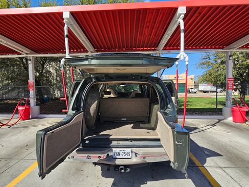 Used 2002 Ford Excursion Limited image 11