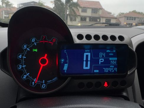 Used 2013 Chevrolet Sonic LT image 12