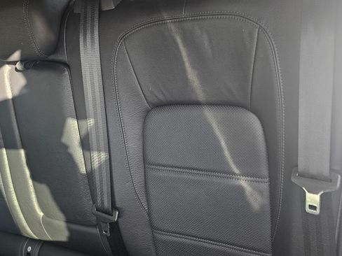 Used 2018 Jaguar E-PACE S image 11