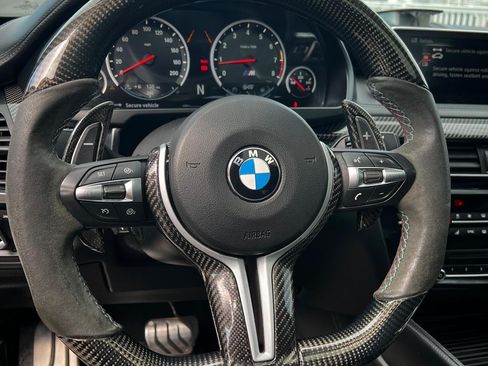 Used 2015 BMW X6 M image 11