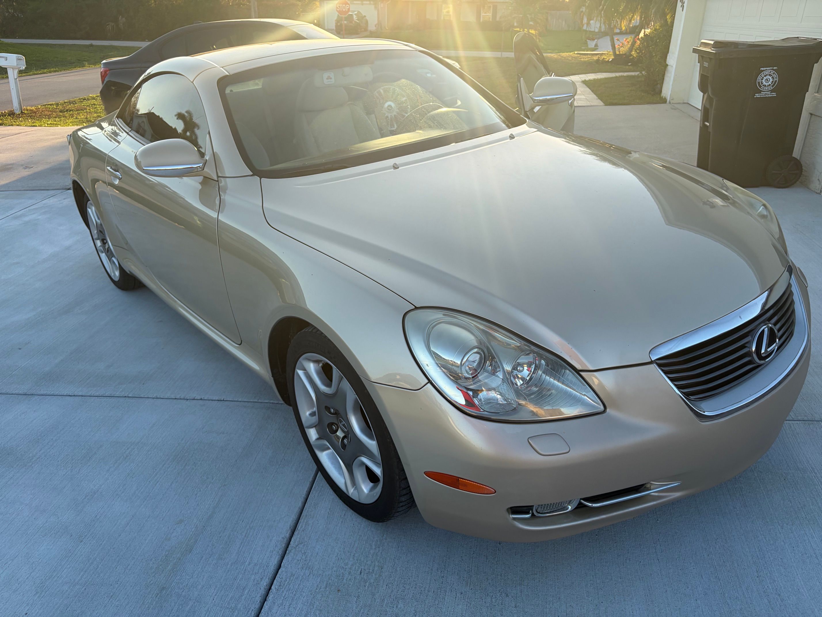 Used 2007 Lexus SC 430 Convertible RWD image 10