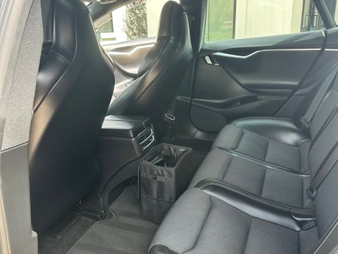 Used 2018 Tesla Model S 75D AWD/4WD image 6