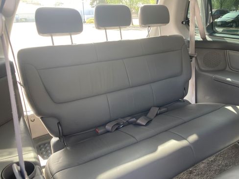Used 2004 Honda Odyssey EX-L image 17