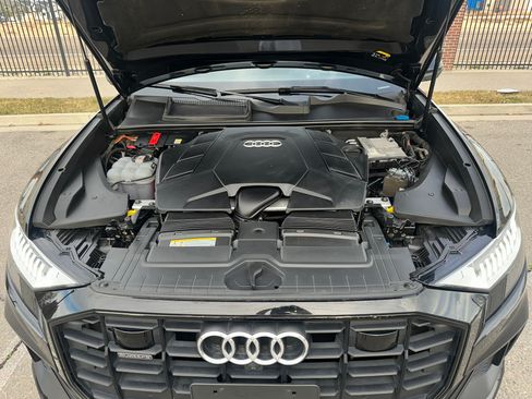 Used 2019 Audi Q8 Prestige image 11