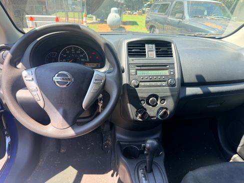 Used 2016 Nissan Versa S Plus FWD image 12