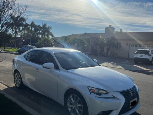 Used 2014 Lexus IS 250 image 4