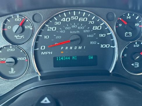 Used 2013 Chevrolet Express 3500 LT w/ LT Preferred Equipment Group RWD image 8