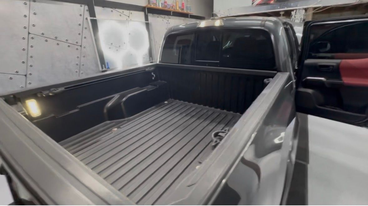 Used 2023 Toyota Tacoma SR5 RWD image 9