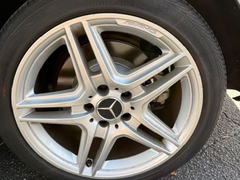 Used 2011 Mercedes-Benz E 550 Sedan image 15