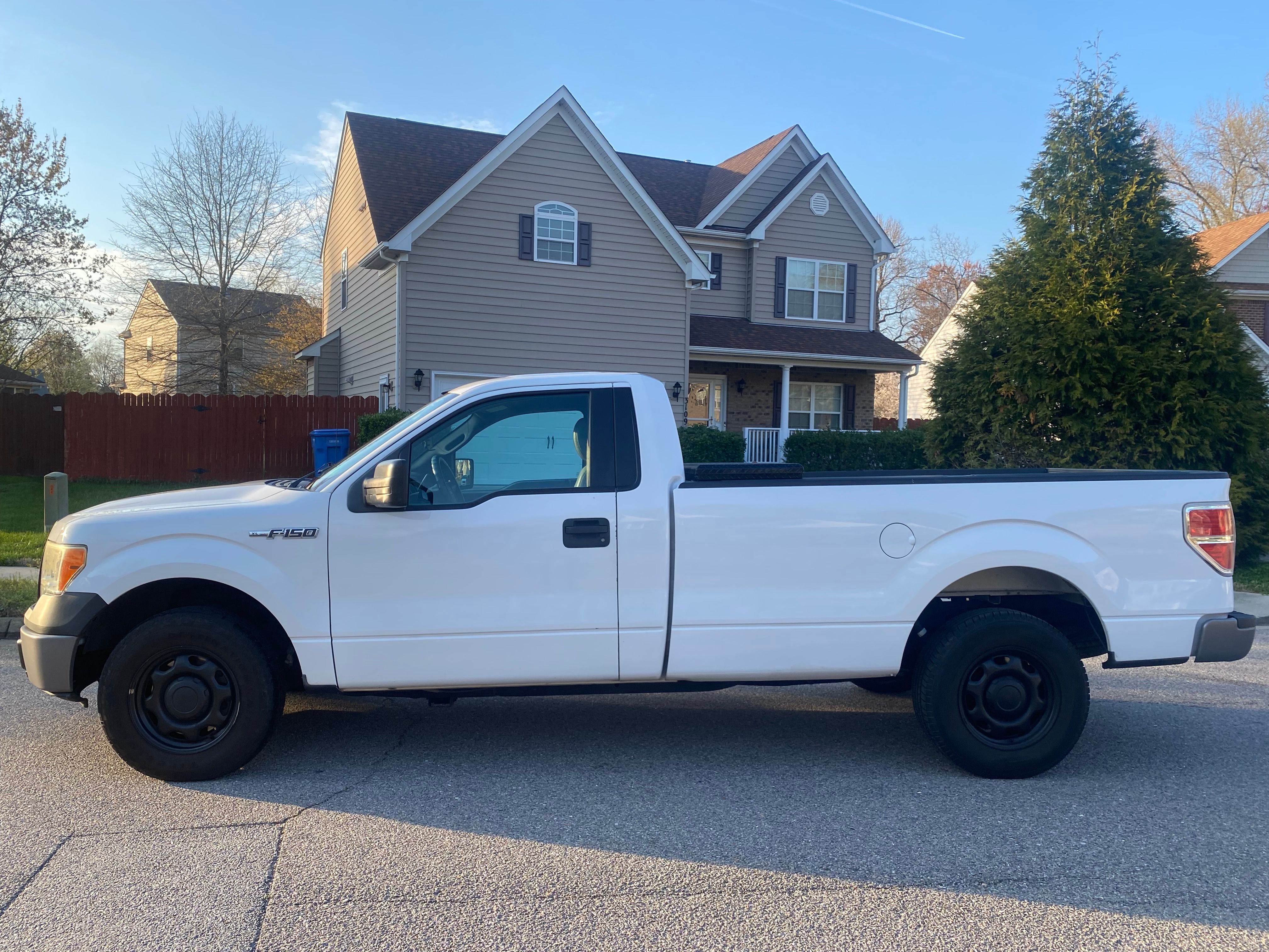 Used 2014 Ford F150 XL w/ Power Equipment Group RWD image 1