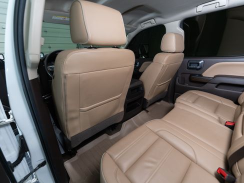 Used 2018 GMC Sierra 2500 Denali w/ Duramax Plus Package image 21