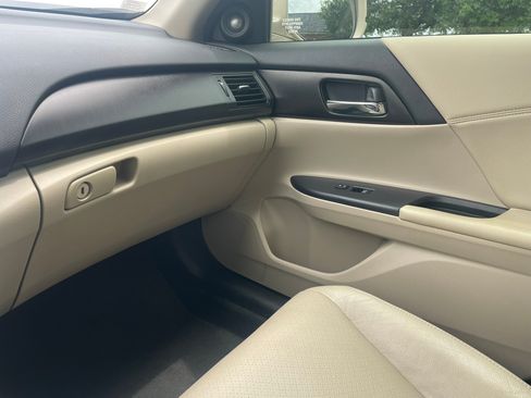 Used 2015 Honda Accord EX-L image 24