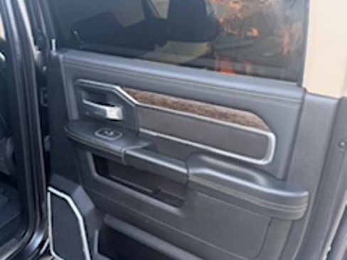 Used 2020 RAM 3500 Laramie image 17