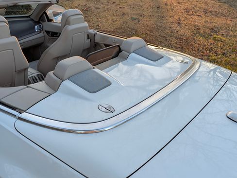 Used 2017 Mercedes-Benz E 400 Cabriolet image 22