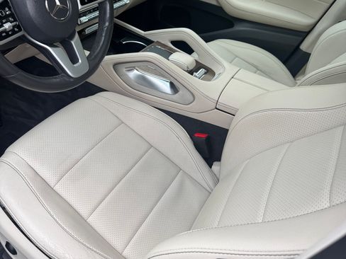 Used 2020 Mercedes-Benz GLS 450 4MATIC image 8