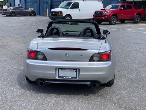 Used 2002 Honda S2000 image 5