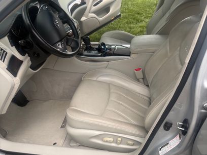 Used 2012 INFINITI M37 w/ Deluxe Touring Pkg