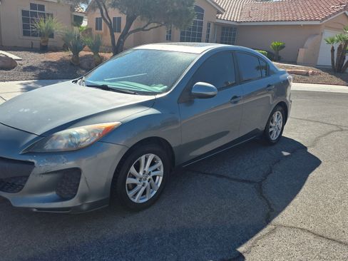 Used 2012 MAZDA MAZDA3 i Grand Touring image 4