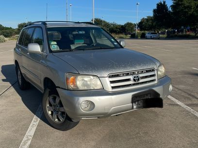 Used 2005 Toyota Highlander 2WD V6 w/ 3rd Row