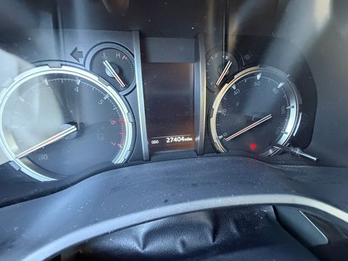 Used 2022 Toyota 4Runner TRD Sport image 8