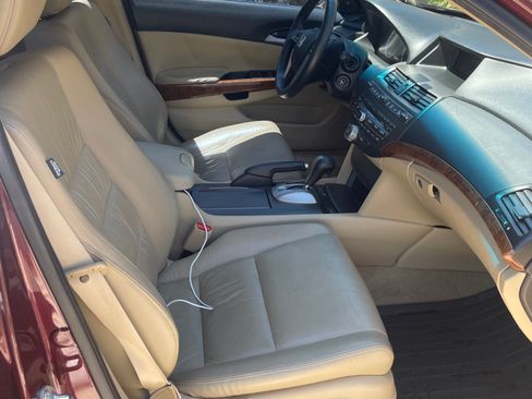 Used 2012 Honda Accord EX-L image 11