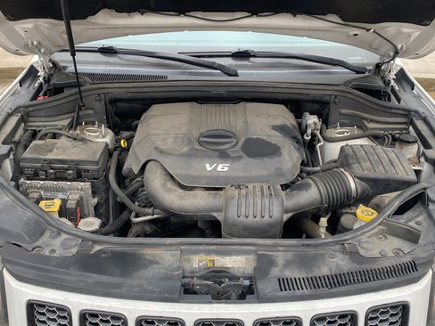Used 2015 Jeep Grand Cherokee Altitude image 10