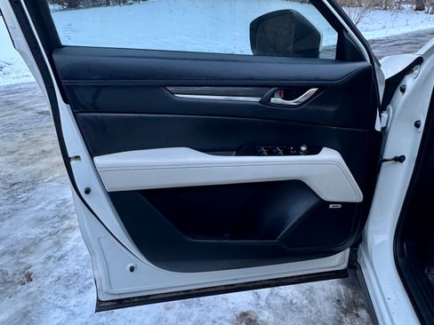 Used 2022 MAZDA CX-5 AWD 2.5 S w/ Premium Package image 13