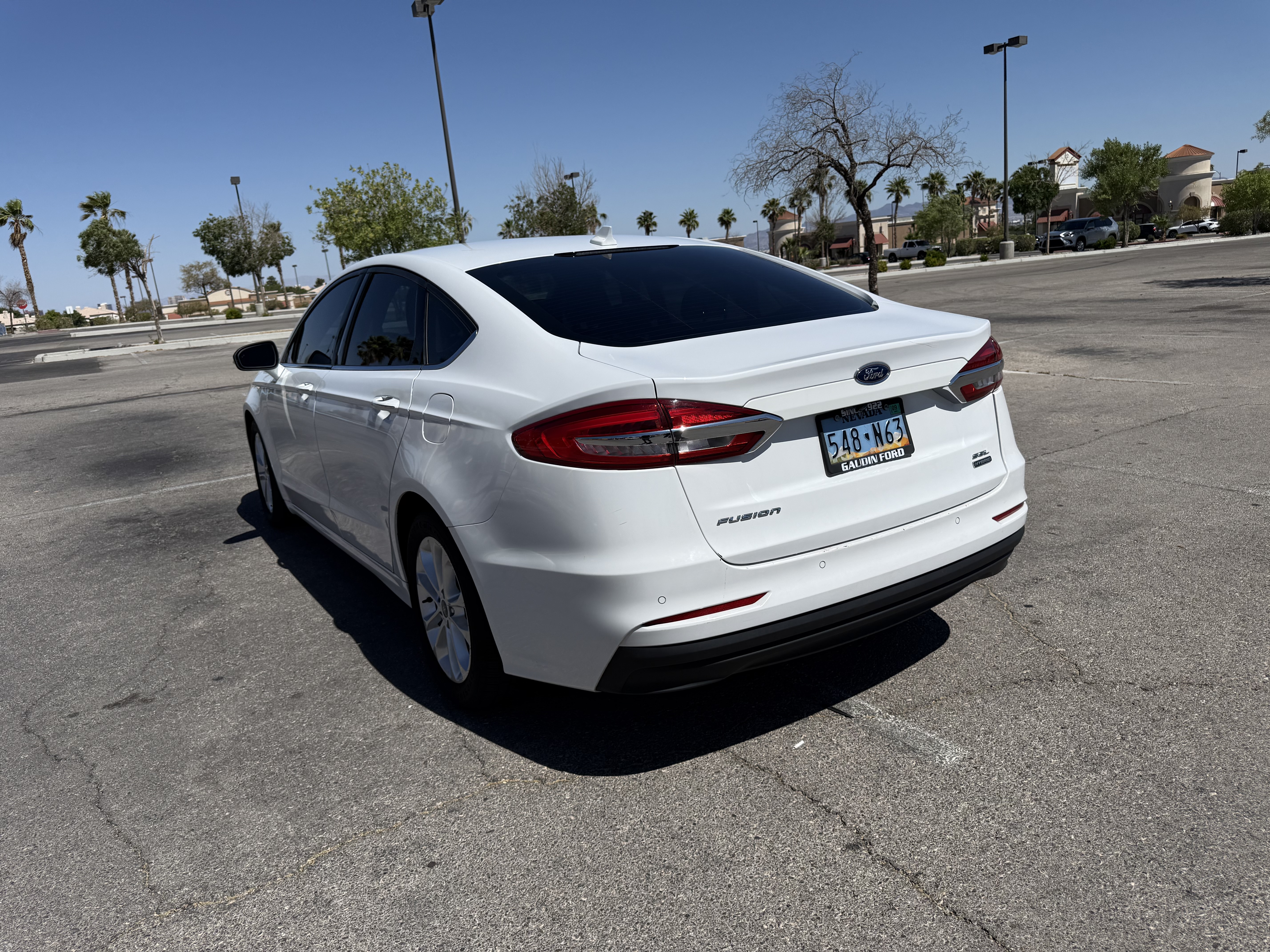 Used 2020 Ford Fusion SEL FWD image 8