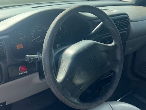 Used 2004 Chevrolet Venture Plus w/ Climate Package image 14