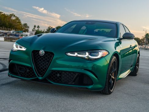 Used 2024 Alfa Romeo Giulia Quadrifoglio image 1