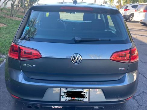 Used 2016 Volkswagen Golf S image 22
