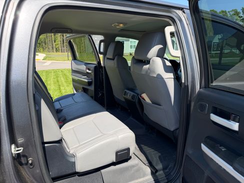 Used 2014 Toyota Tundra Limited w/ Limited Premium Package AWD/4WD image 14