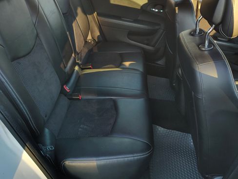 Used 2011 Chrysler 200 S image 20