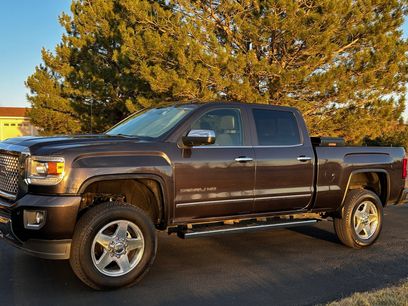 Used 2015 GMC Sierra 2500 Denali w/ Duramax Plus Package