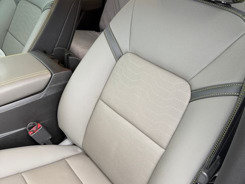 Used 2026 Chevrolet Colorado ZR2 w/ Technology Package image 15