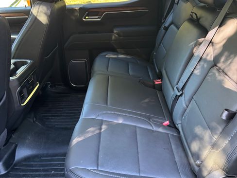 Used 2022 GMC Sierra 1500 Denali AWD/4WD image 5