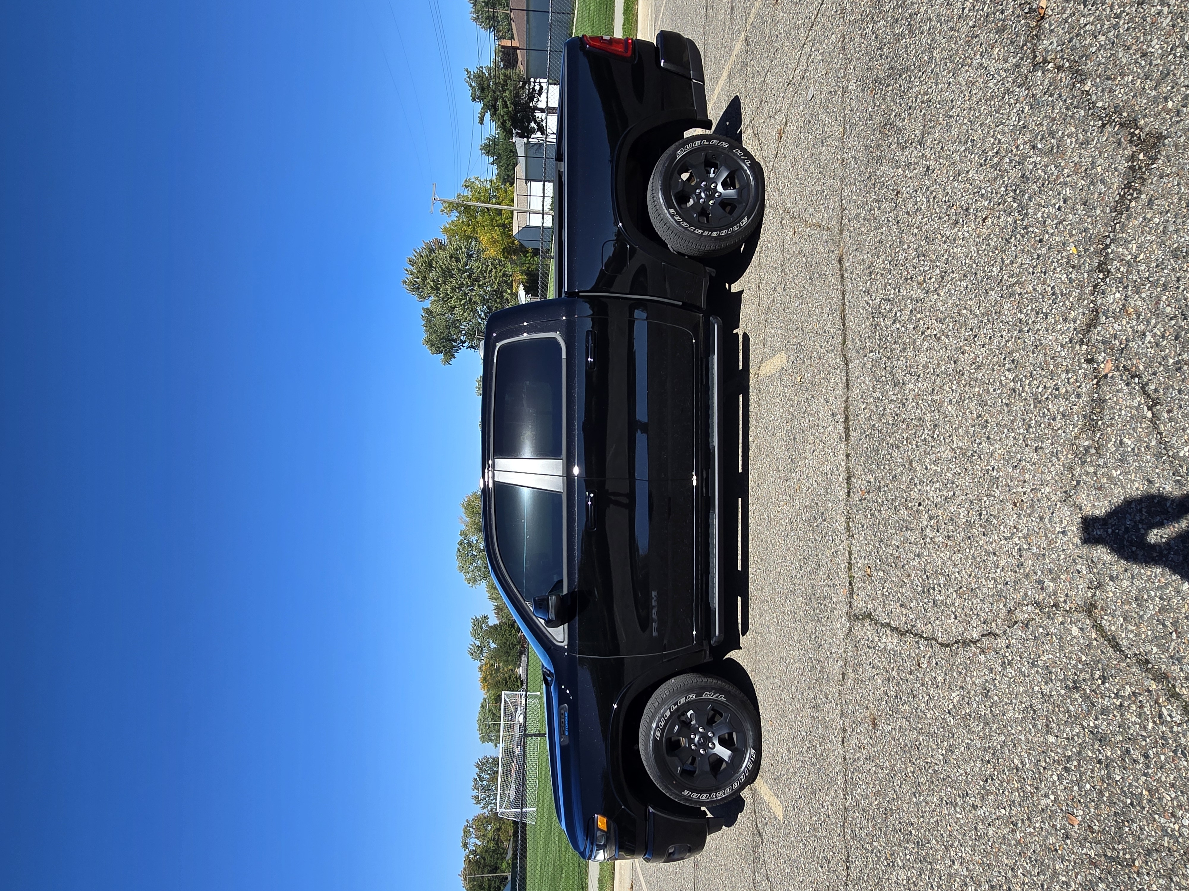 Used 2025 RAM 1500 Big Horn AWD/4WD image 1