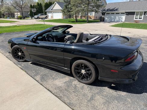Used 2000 Chevrolet Camaro Z28 RWD image 5