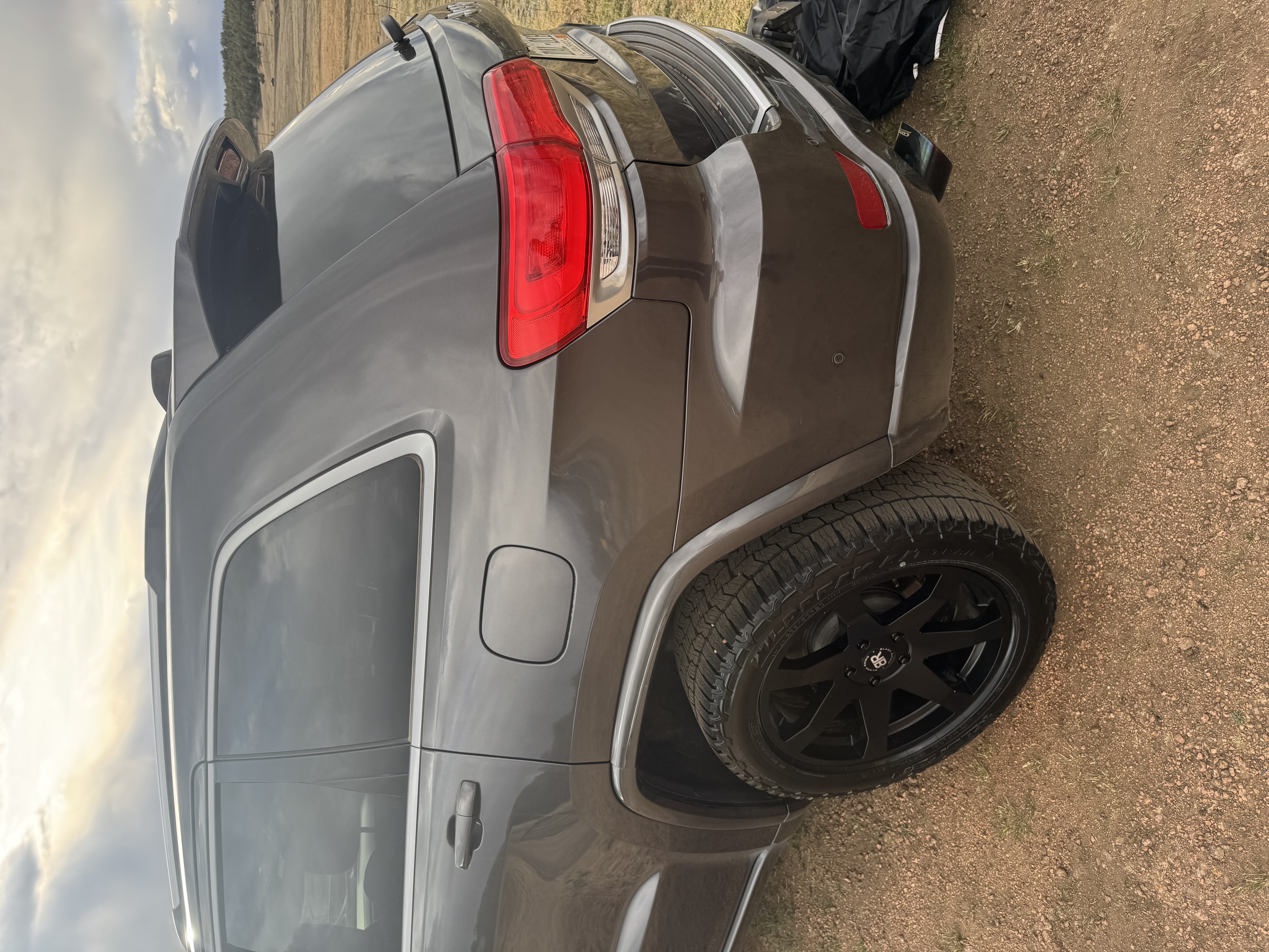 Used 2018 Jeep Grand Cherokee Limited AWD/4WD image 6