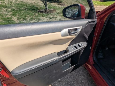 Used 2013 Lexus CT 200h 200h Hatchback 4D w/ Premium Pkg w/Navigation image 19