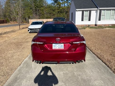 Used 2018 Toyota Camry XSE w/ Audio Package image 5