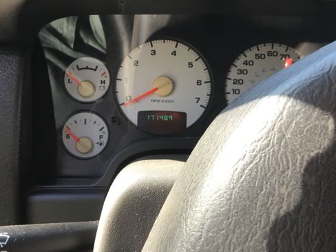 Used 2003 Dodge Ram 1500 Truck SLT image 9