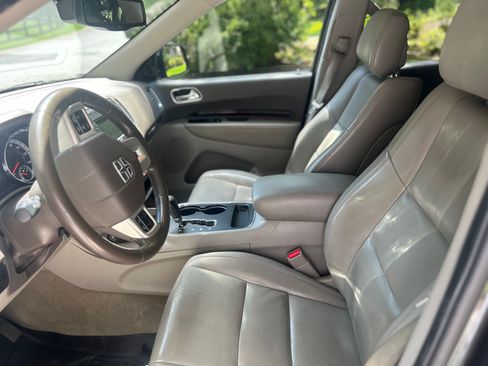 Used 2011 Dodge Durango Crew RWD image 13