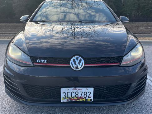 Used 2015 Volkswagen GTI S image 1