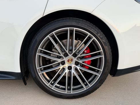 Used 2020 Porsche Panamera GTS AWD/4WD image 20